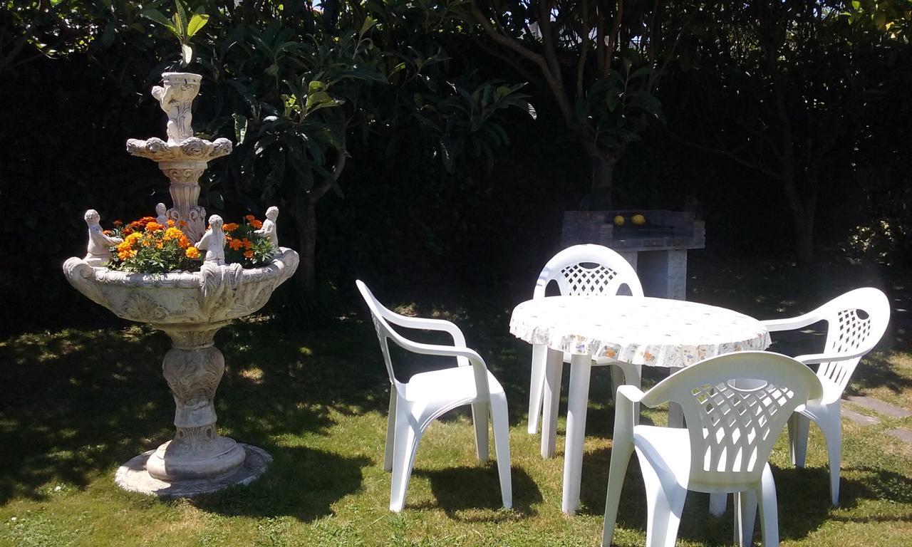 Apartamento Pueblo De โมโกร ภายนอก รูปภาพ